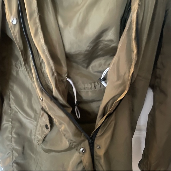 Olive Green Windbreaker - Picture 3 of 3